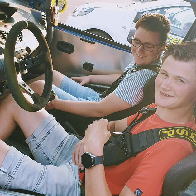 zelfstandig auto rijden